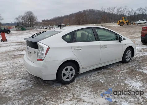 2011 Toyota Prius Two z USA, uszkodzony, nr VIN JTDKN3DU5B5370360